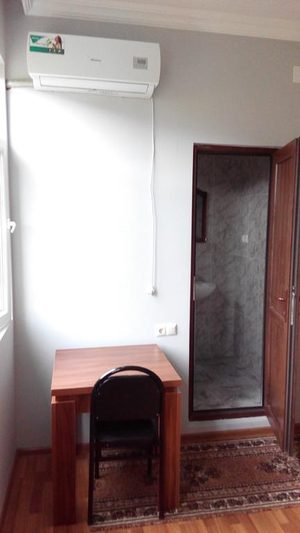 Guest House Vitali Gonio Habitación foto
